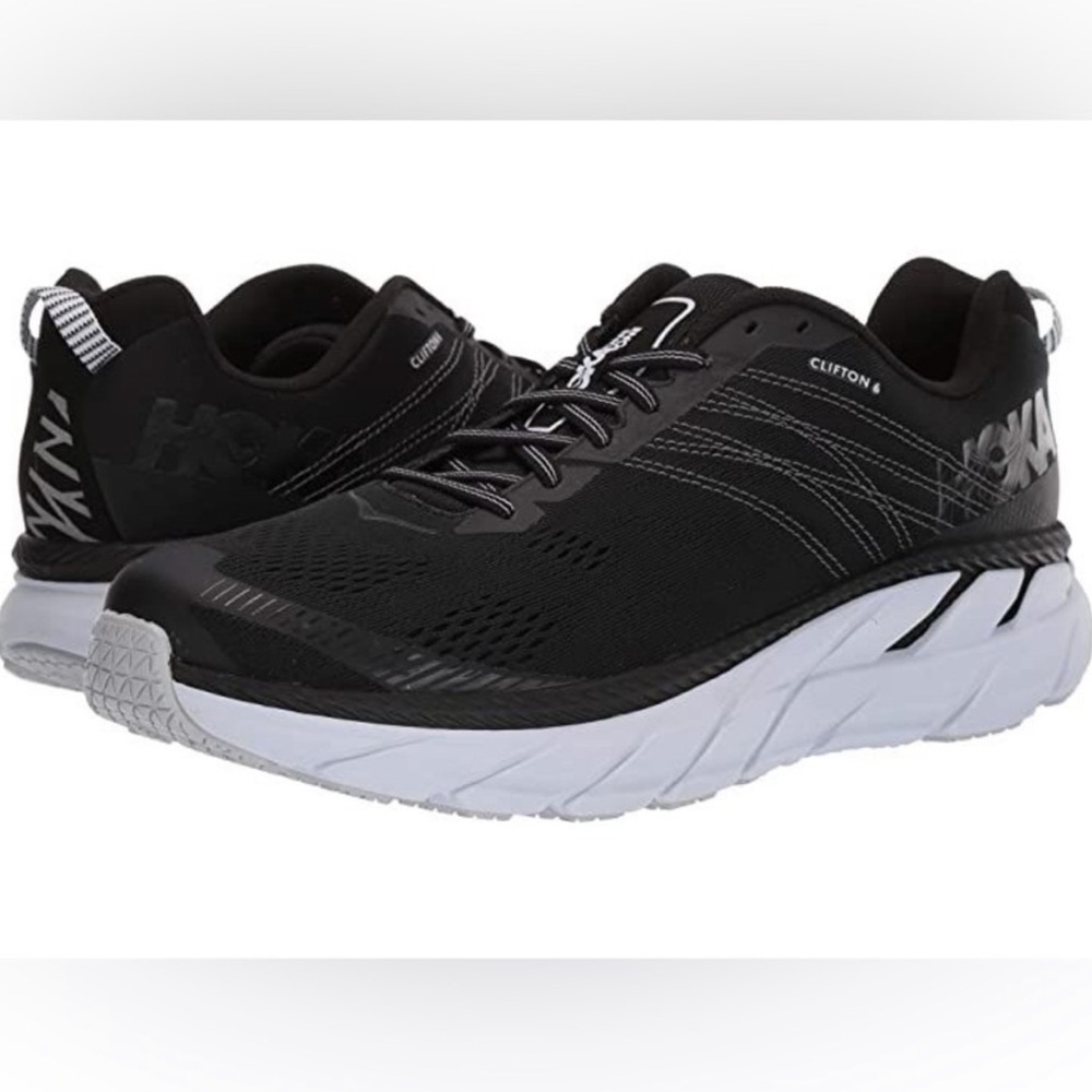 Black hoka one Clifton 6 size 7.5
